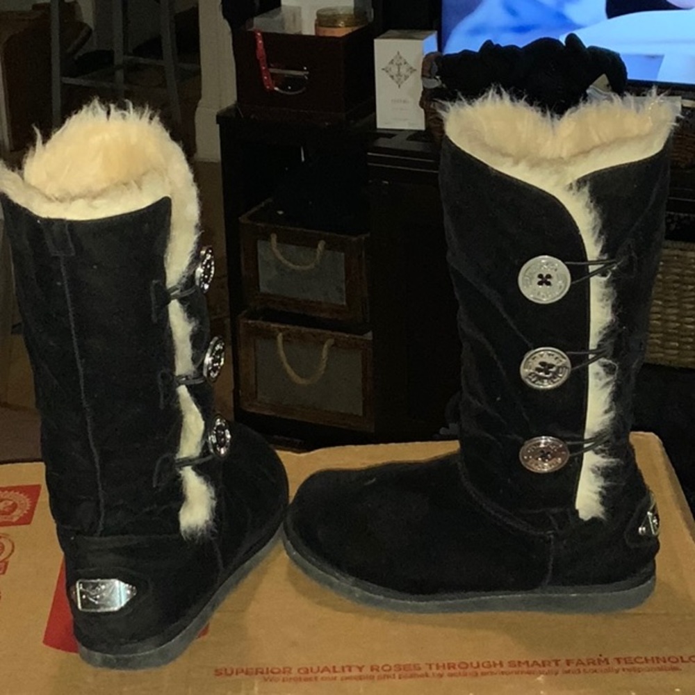 Sheikh Fur Boots